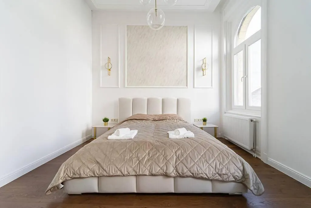 Apartment The Opera Luxury Suite Budapest Hungary