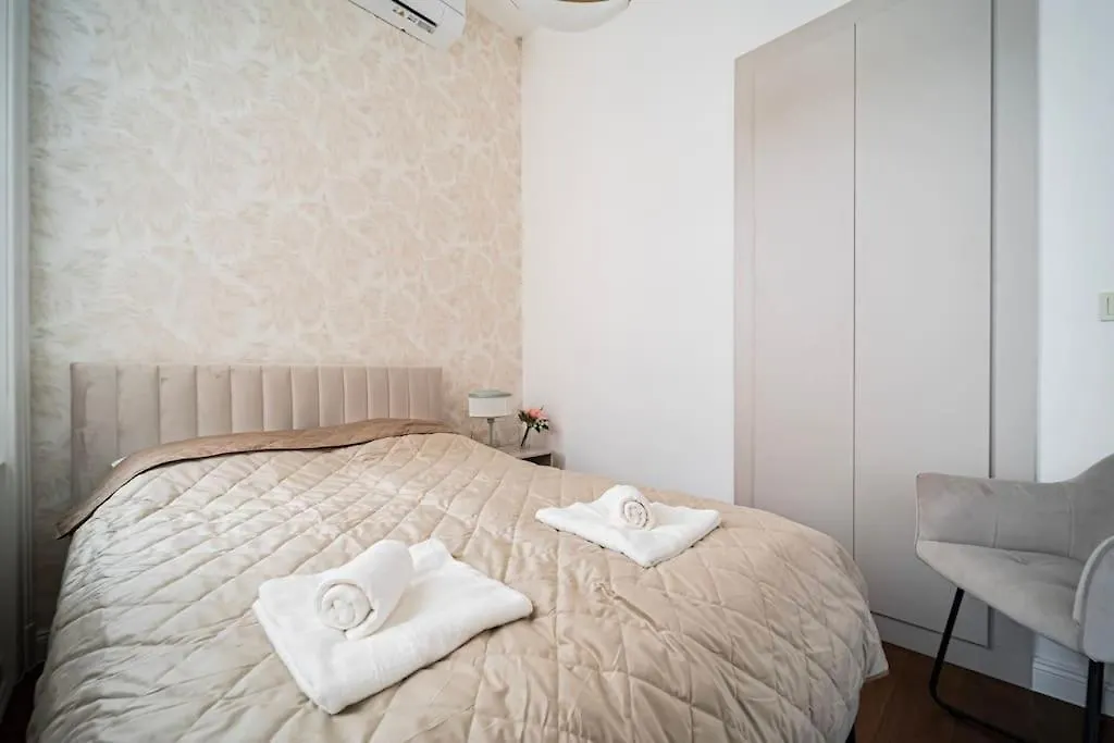 The Opera Luxury Suite Budapest Apartment