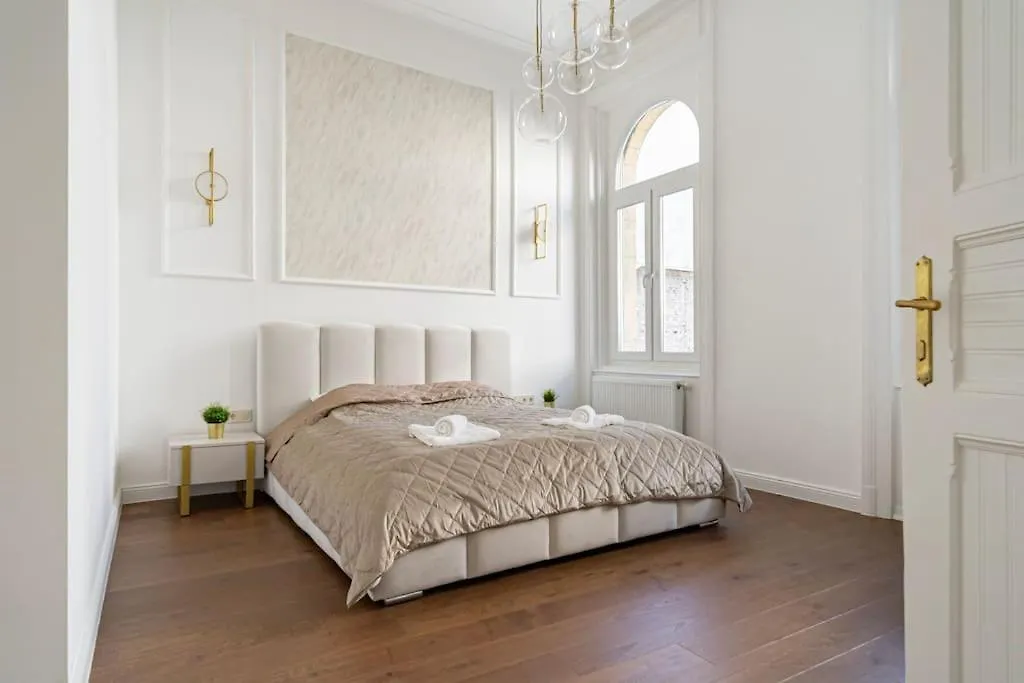 The Opera Luxury Suite Budapest 0*,  Hungary